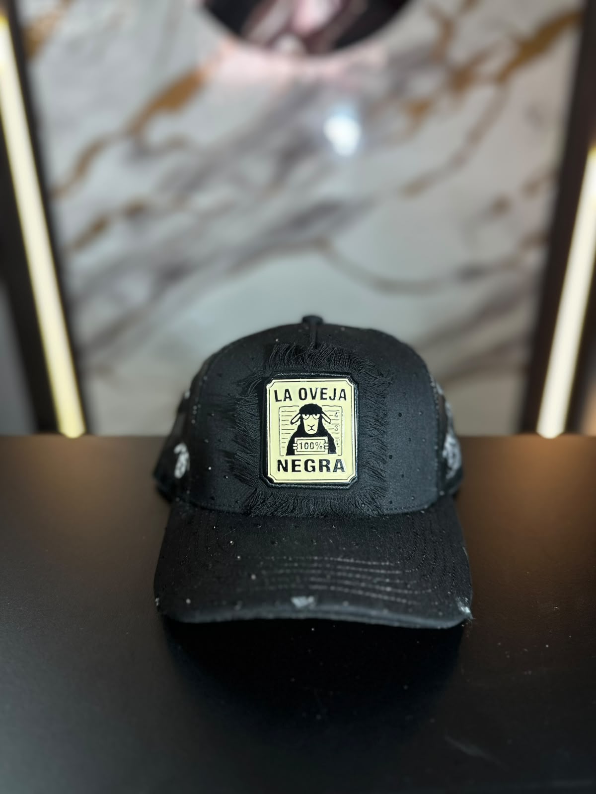 Gorra Premium “La Oveja Negra” 🐑🖤