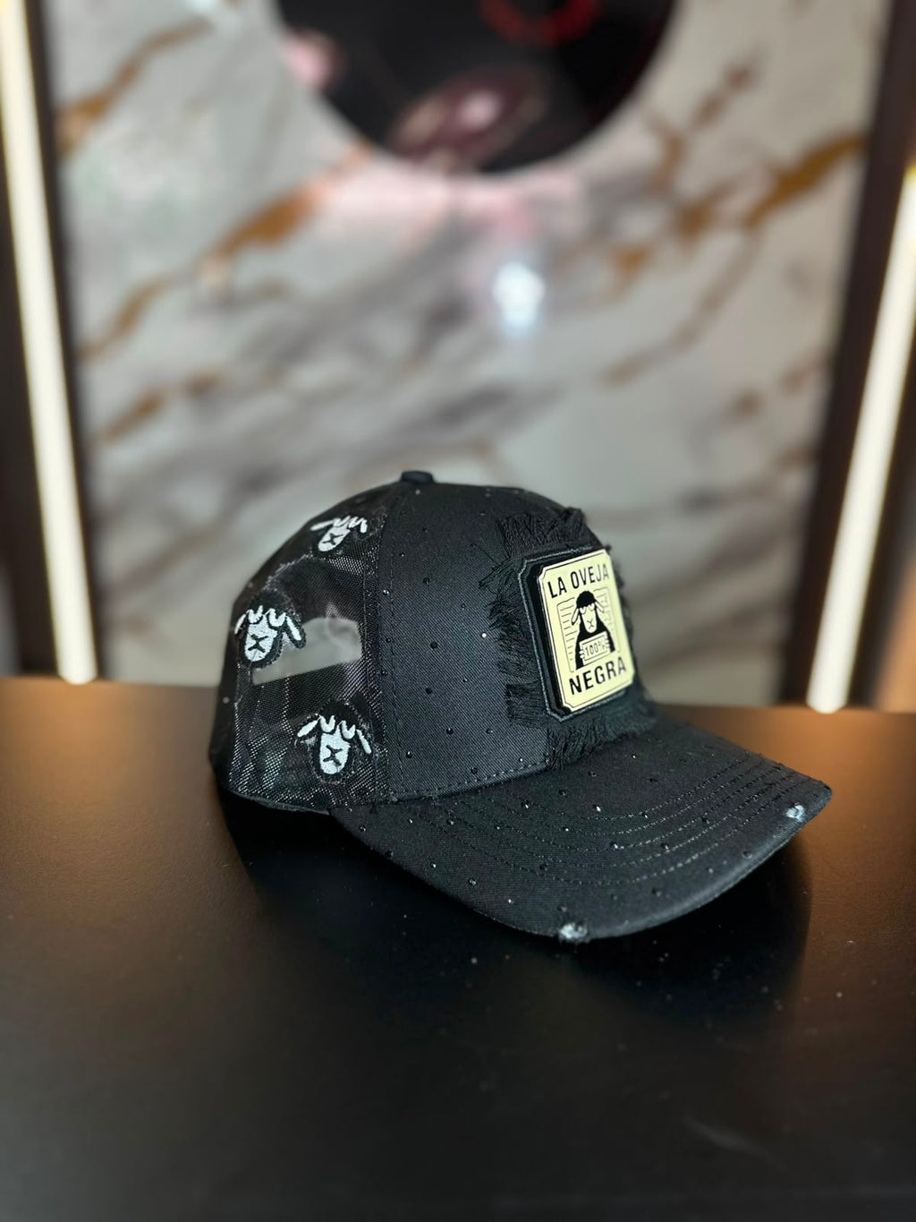 Gorra Premium “La Oveja Negra” 🐑🖤
